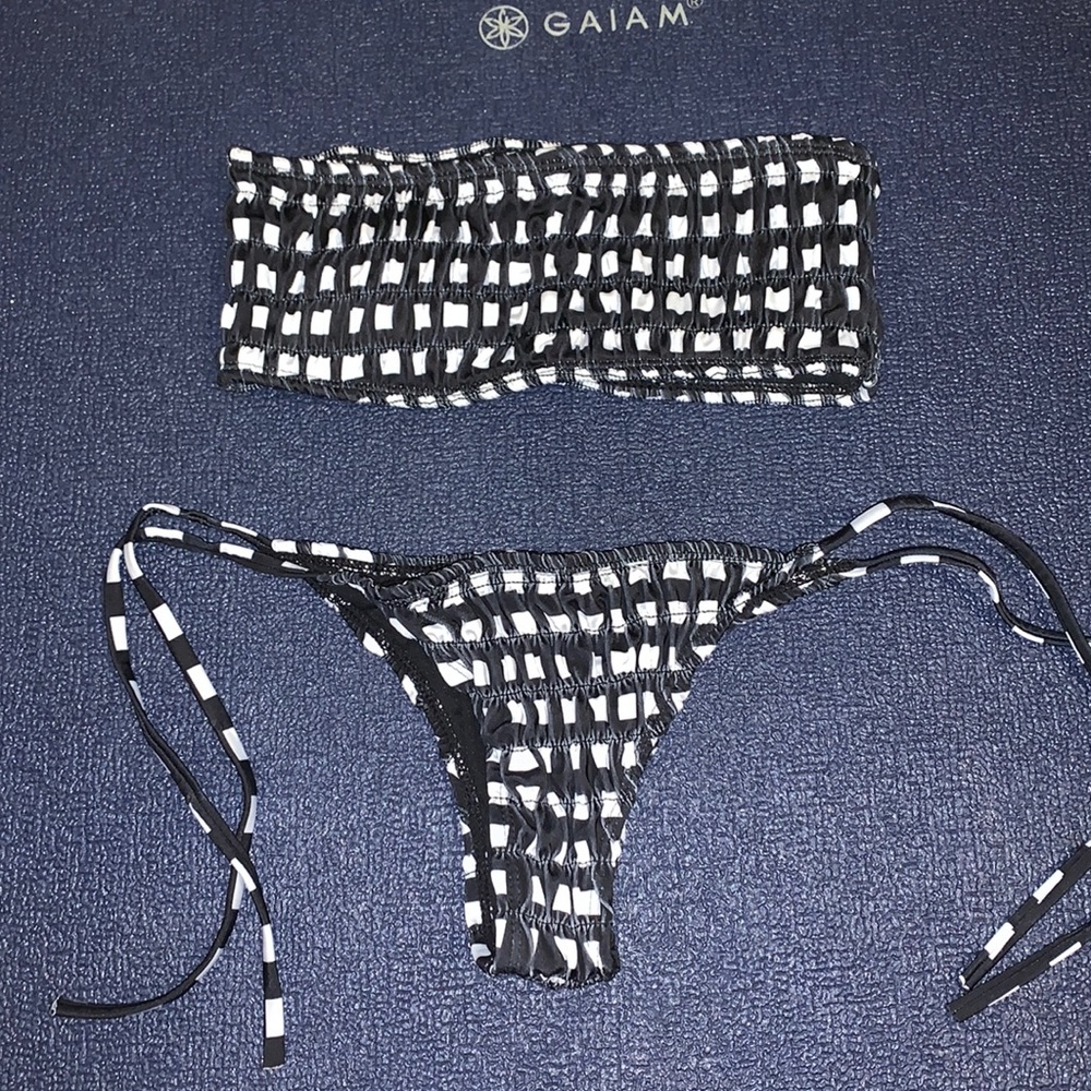 Bathing Suit - Picture 1 of 4